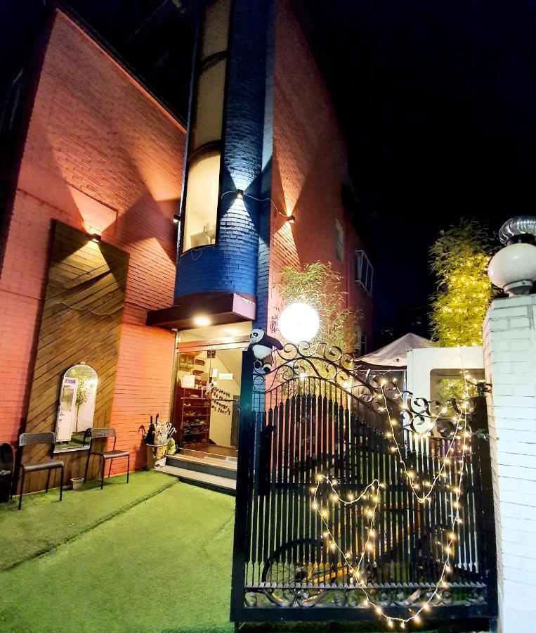 Twin Panda Guesthouse Seul Dış mekan fotoğraf